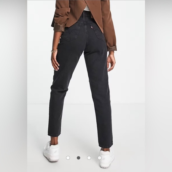 Levi’s jeans high waisted mom jean 25/28 distressed 100% cotton - Picture 4 of 16